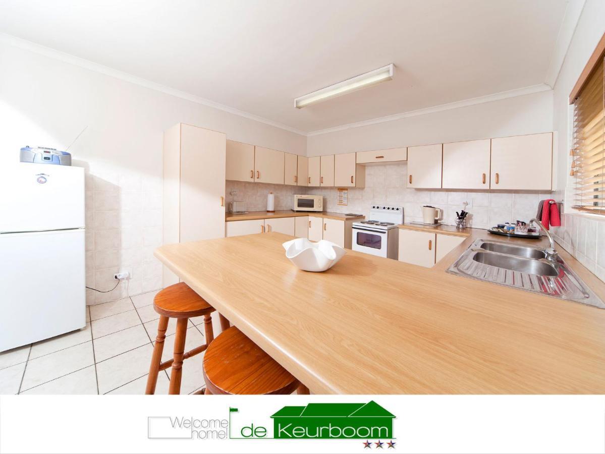 De Keurboom Guesthouse Kuils River Екстер'єр фото