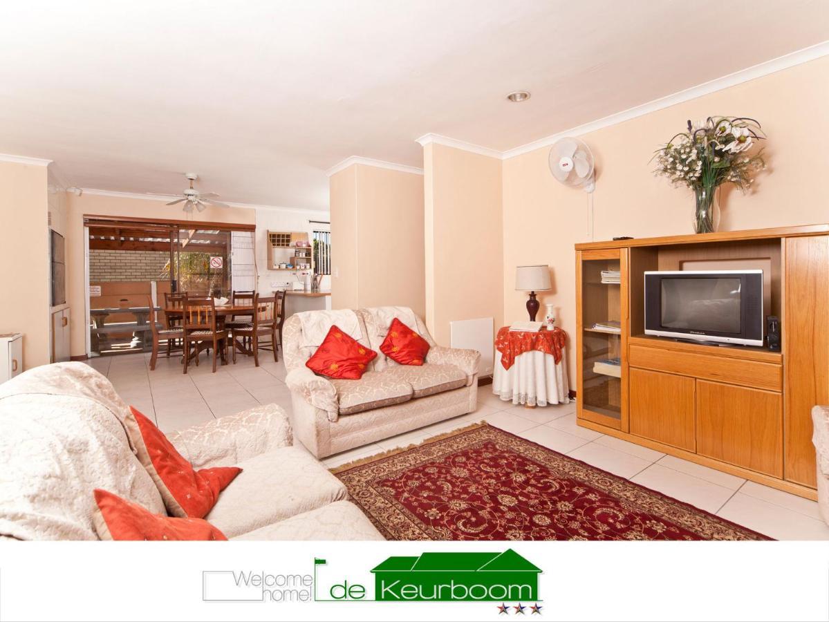 De Keurboom Guesthouse Kuils River Екстер'єр фото